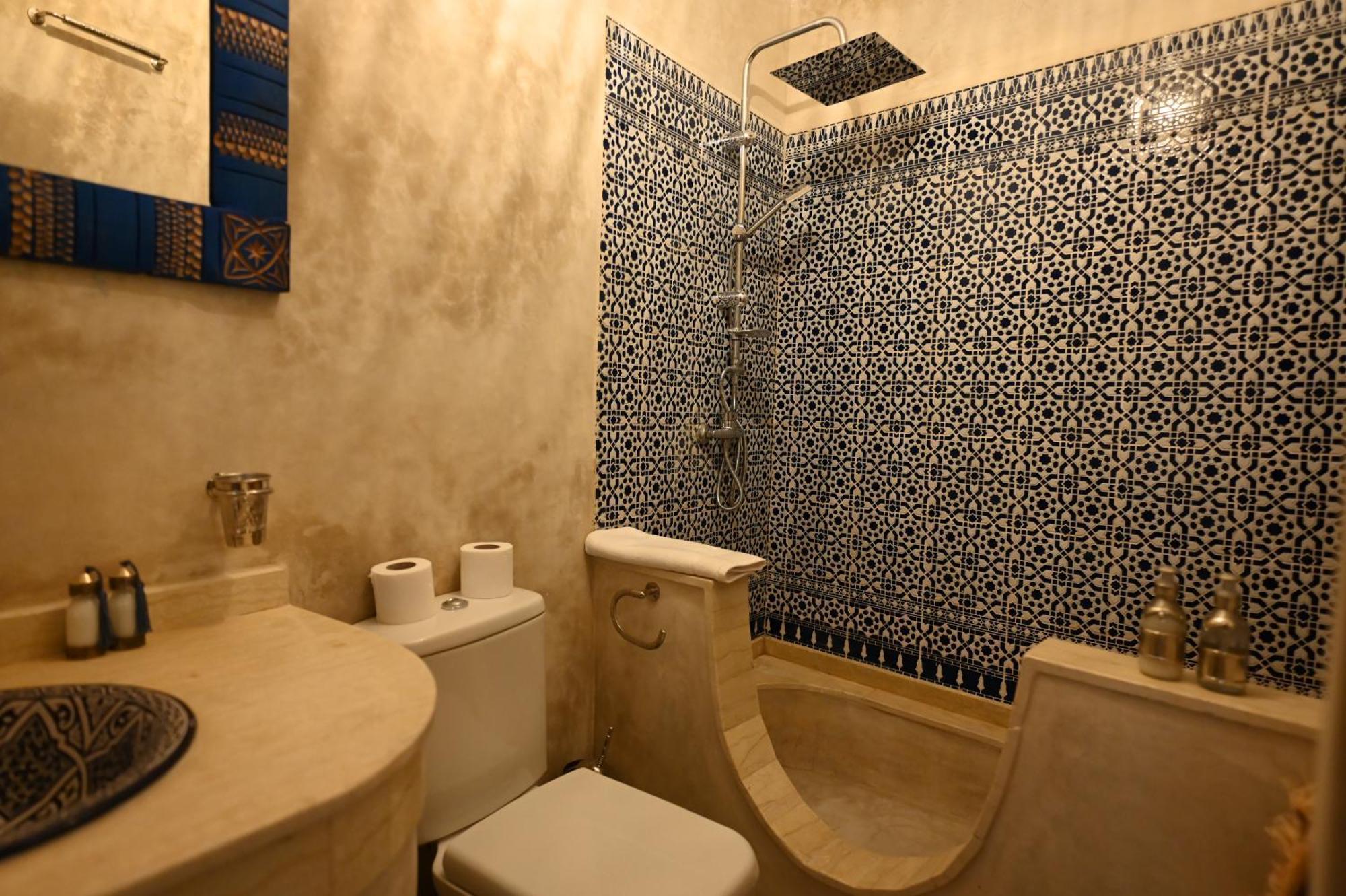 Riad Chez Henriette Marrakesh Exterior photo