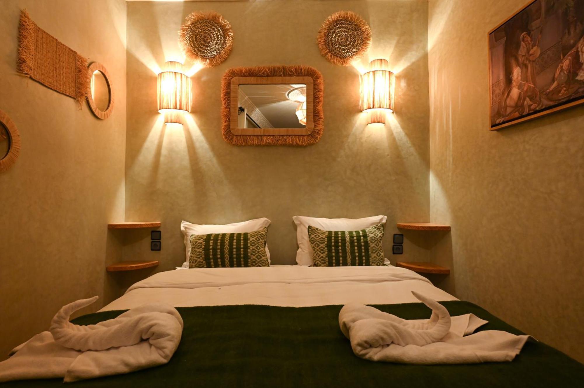 Riad Chez Henriette Marrakesh Exterior photo