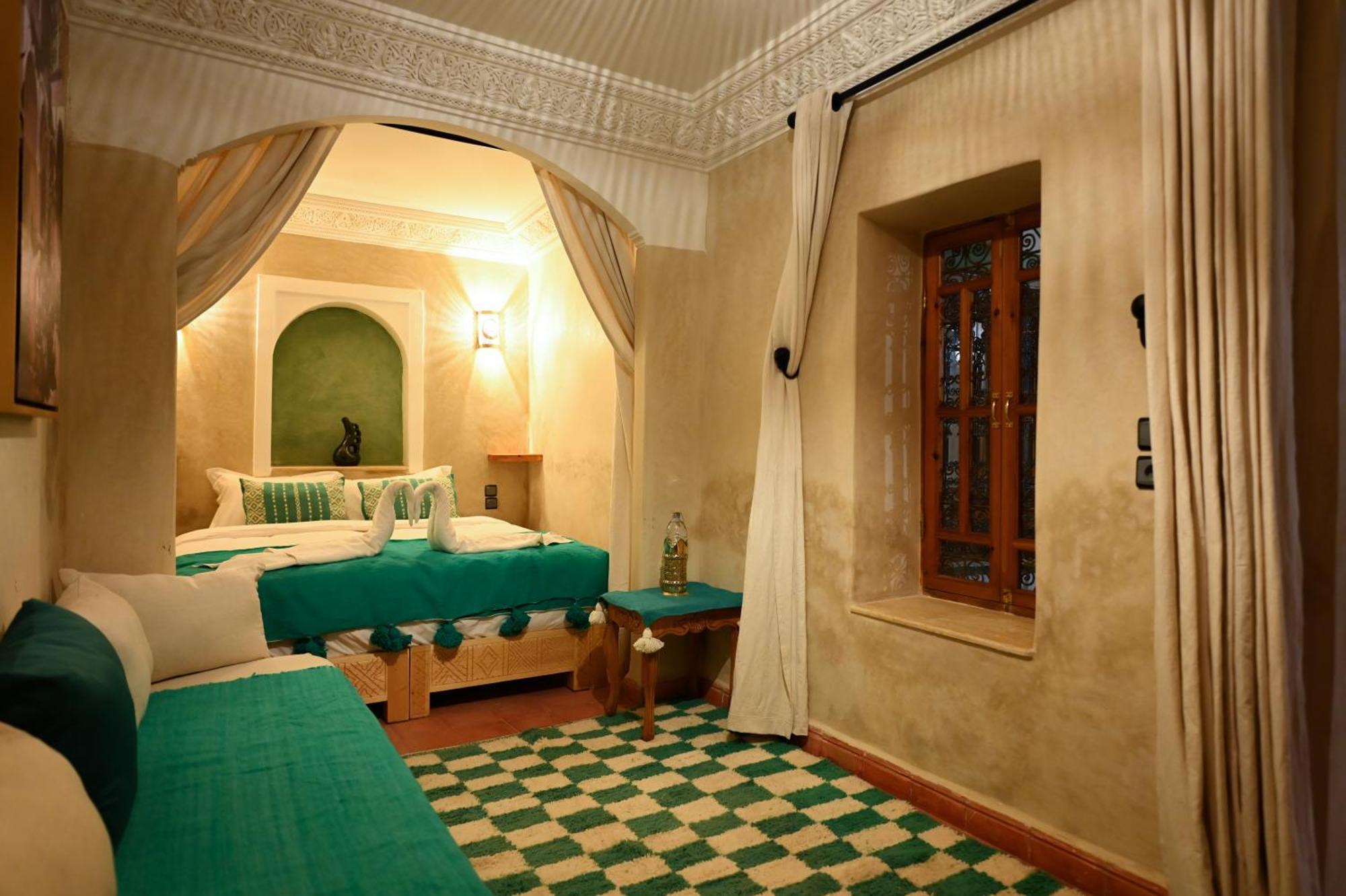 Riad Chez Henriette Marrakesh Exterior photo